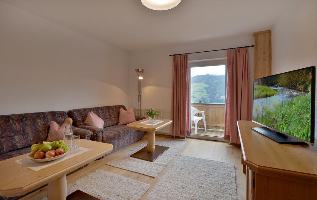 Bergchalet Emberg Mit Sauna Aschau Im Zillertal Room photo